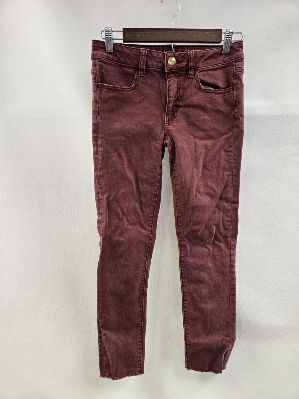 American Eagle Jegging Crop Womens 2 Red Super Stretch Distressed Raw Hem Jeans